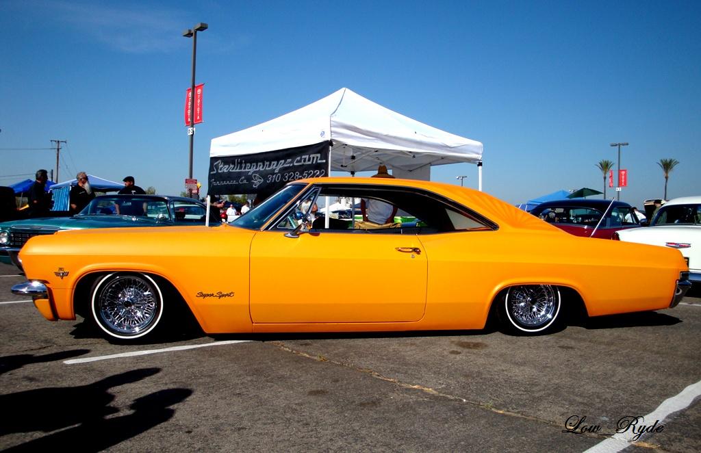Great looking 65 Impala i love it